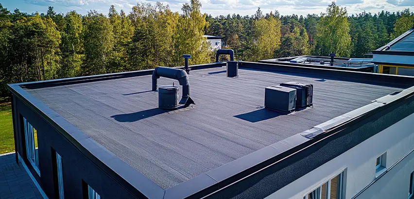 Professional Flat Roof Replacement Services in Saint Charles, IL
